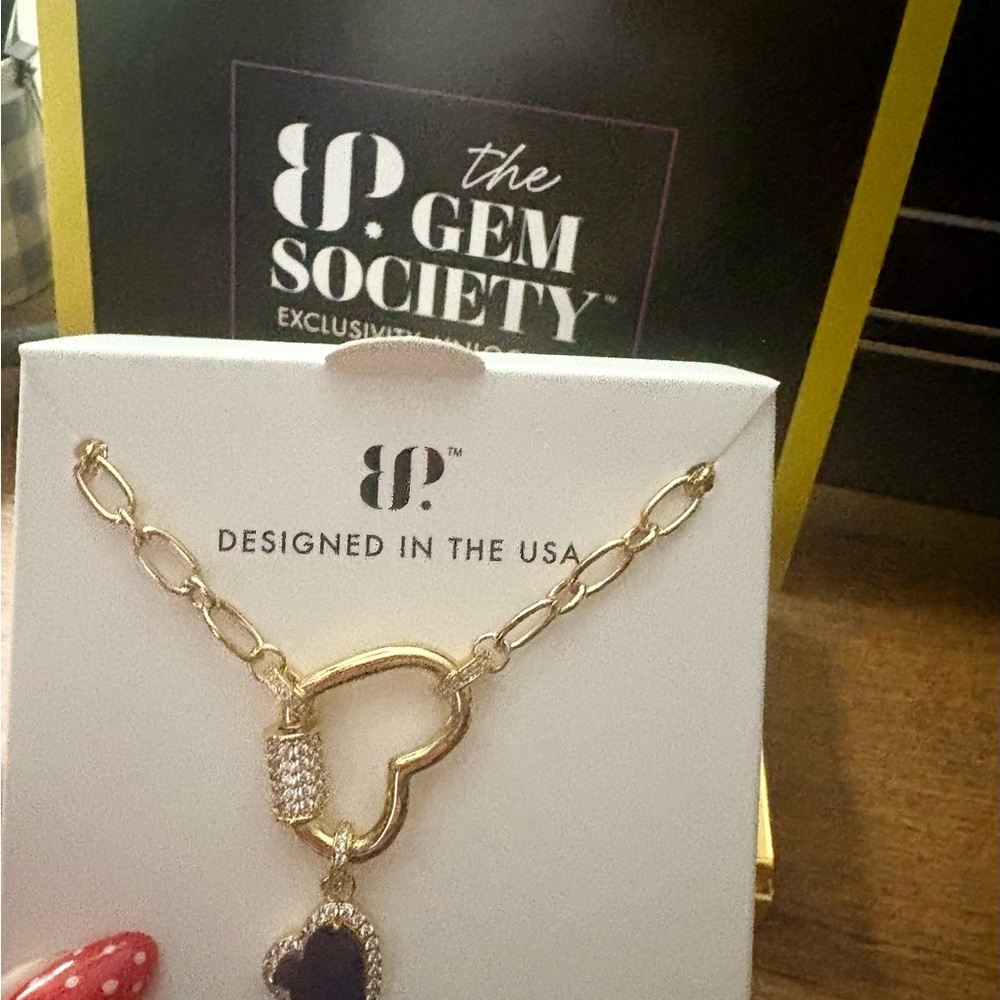 The Gem Society Gold and Sapphire Heart Necklace